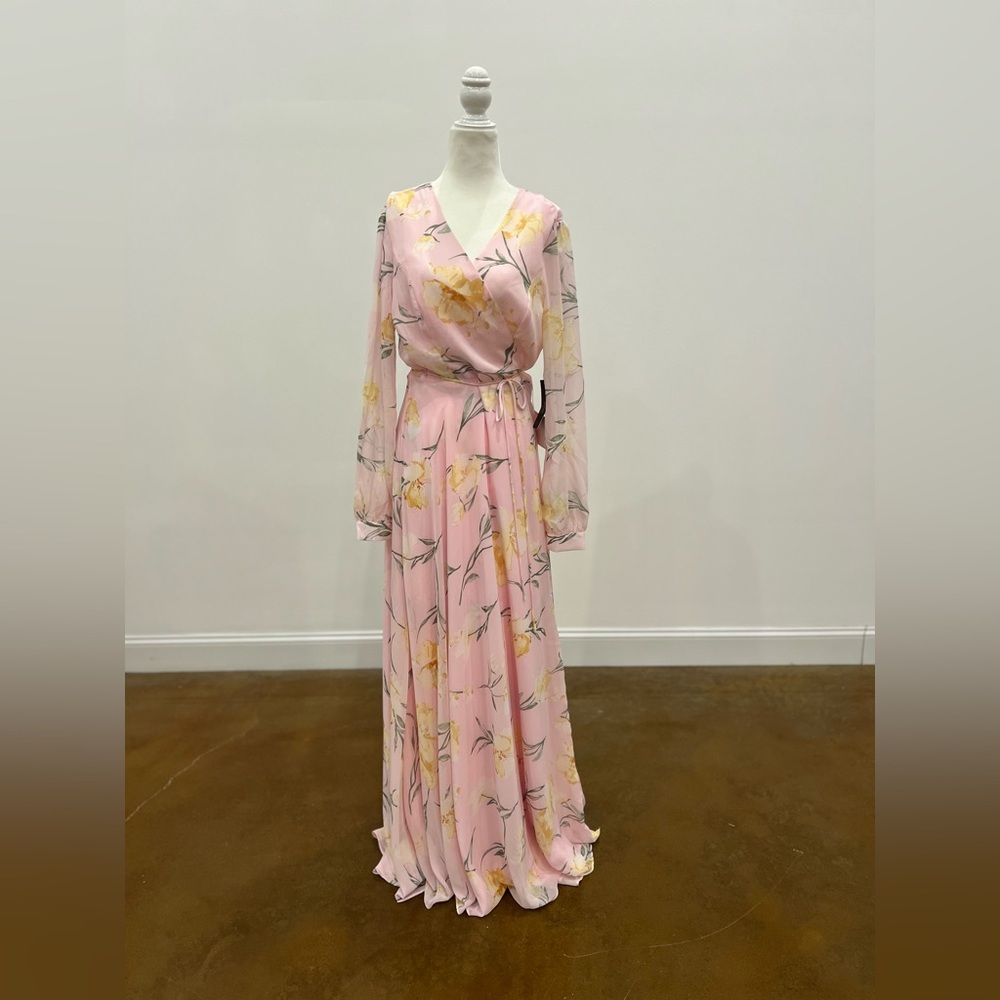 Purchased for an event and ended up not wearing it.